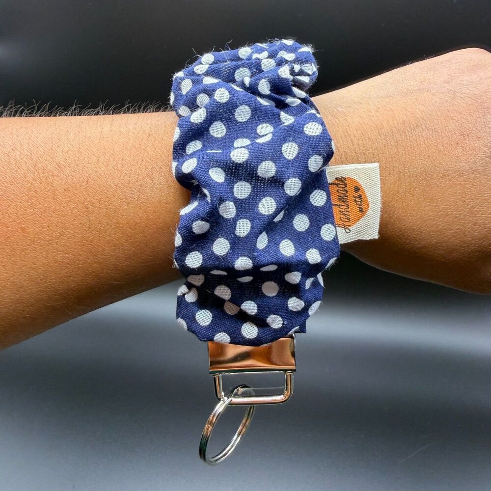 Handmade One Sz Scrunchie Key Fob Wristlet Womens Navy Polka Dot Cotton Key ring